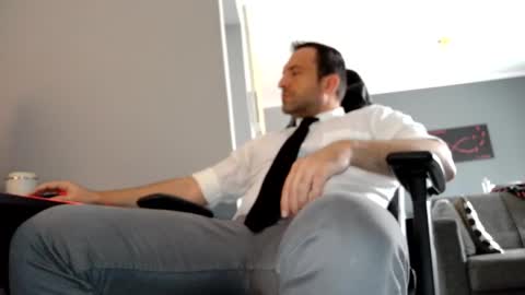 Snapshot of m4st3r_0f_d0m1n4nc3 chatting on 02.23.25 ready to cum online show from 02.23.25