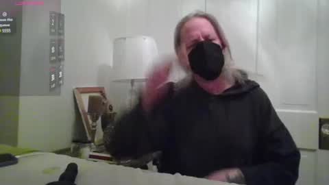 Snapshot of m54whrdn2 chatting on 12.23.24 m54whrdn online show from 12.23.24