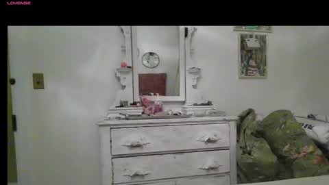 Snapshot of m54whrdn2 chatting on 01.12.25 m54whrdn online show from 01.12.25