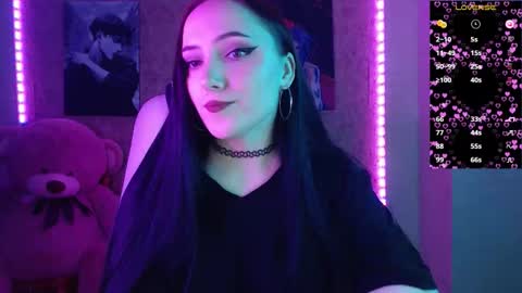 Snapshot of m_e_l_i_s_s_a_ chatting on 11.27.25 Melissa online show from 11.27.25