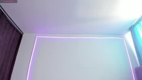 Sara online show from 04.18.26