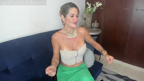 Snapshot of mabelsaravia chatting on 12.11.24 mabel online show from 12.11.24