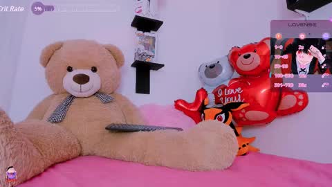 MacarenaIndependent model  online show from 03.12.25