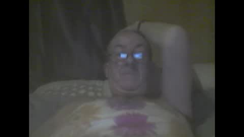 macbewdekan25 online show from 12.08.24