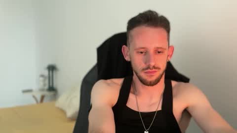 Snapshot of macebre chatting on 10.31.25 my beautiful long dick will make you happy online show from 10.31.25