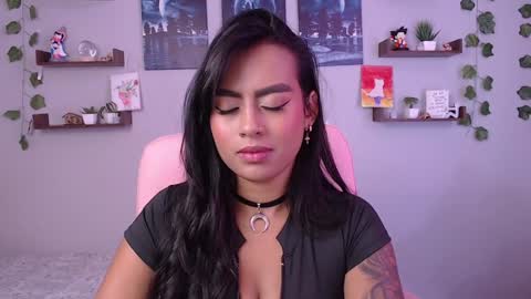 Snapshot of macey_hairy chatting on 01.22.25 Macey Elliot Modelo Independiente online show from 01.22.25