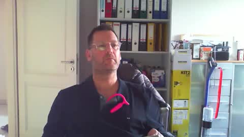 macfly67 online show from 04.15.26