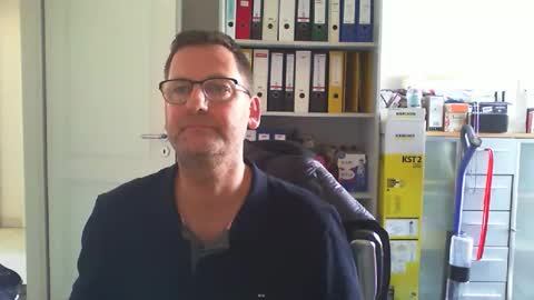 macfly67 online show from 04.17.26