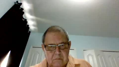 Snapshot of machet1 chatting on 06.19.26 machet1 online show from 06.19.26