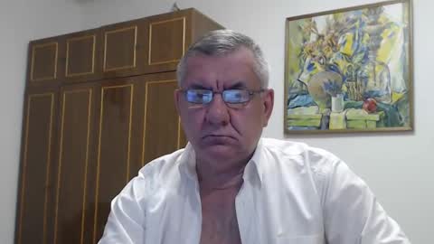 Snapshot of machomale3 chatting on 12.25.24 Macho online show from 12.25.24