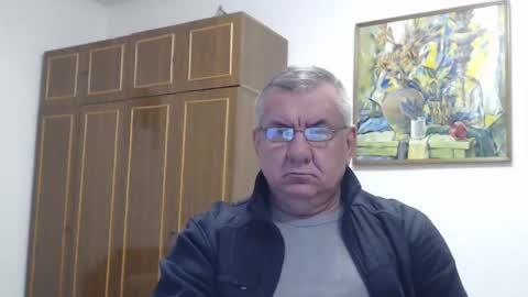 Snapshot of machomale3 chatting on 12.25.24 Macho online show from 12.25.24