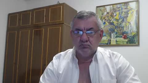 Snapshot of machomale3 chatting on 12.30.24 Macho online show from 12.30.24
