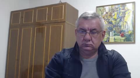 Snapshot of machomale3 chatting on 12.31.24 Macho online show from 12.31.24