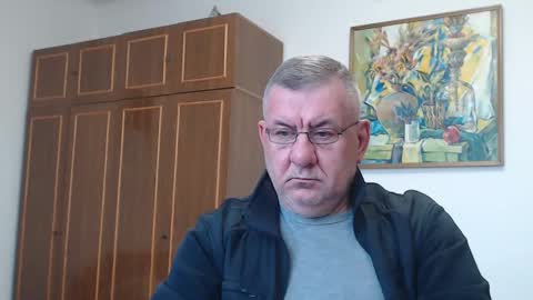 Snapshot of machomale3 chatting on 01.11.25 Macho online show from 01.11.25