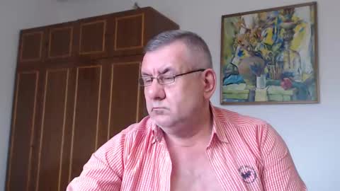 Snapshot of machomale3 chatting on 02.01.25 Macho online show from 02.01.25