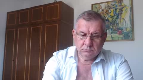 Snapshot of machomale3 chatting on 09.17.25 Macho online show from 09.17.25