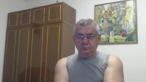 Snapshot of machomale3 chatting on 09.29.25 Macho online show from 09.29.25