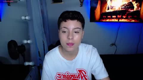 Snapshot of mackenziecameron chatting on 01.22.25 MACKENZIE CAMERON online show from 01.22.25