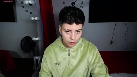 Snapshot of mackenziecameron chatting on 02.06.25 MACKENZIE CAMERON online show from 02.06.25