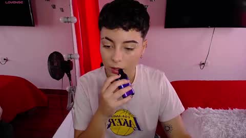 Snapshot of mackenziecameron chatting on 02.06.25 MACKENZIE CAMERON online show from 02.06.25