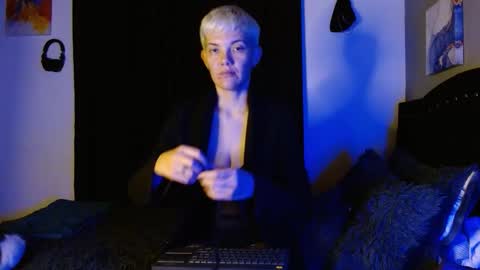 Noah Askew online show from 11.15.25