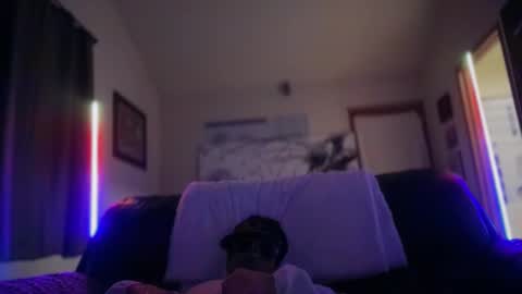 MackinCaliAllDay online show from 10.28.25