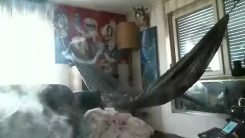 Snapshot of mad_dem0n chatting on 02.04.25 Manuel online show from 02.04.25