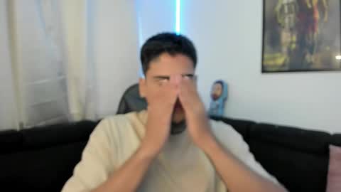 max online show from 02.06.25