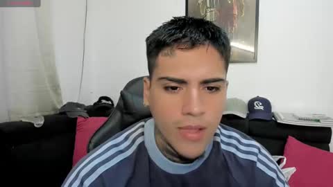 max online show from 11.06.25