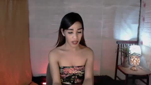 Snapshot of madalina1992 chatting on 01.18.25 madalina1992 online show from 01.18.25