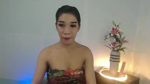 Snapshot of madalina1992 chatting on 02.09.25 madalina1992 online show from 02.09.25