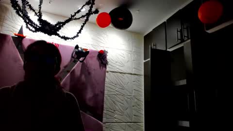 Snapshot of madame_angelic_ chatting on 10.19.25 ANGELIC online show from 10.19.25