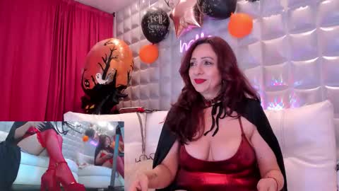 Snapshot of madame_angelic_ chatting on 10.21.25 ANGELIC online show from 10.21.25