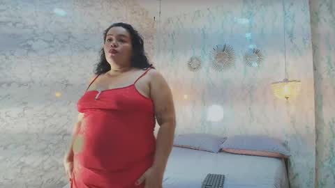 Snapshot of madame_elissa chatting on 12.05.25 madame_elissa online show from 12.05.25