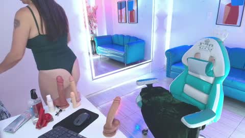 Madame Scarllet  online show from 04.01.26
