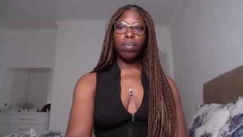 Snapshot of madamindigo chatting on 02.17.25 YourMadamIndigo online show from 02.17.25