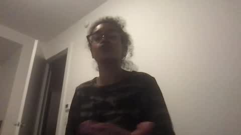 Snapshot of madamp1 chatting on 04.22.26 madamp1 online show from 04.22.26