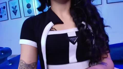 maddie_t18 online show from 05.11.26