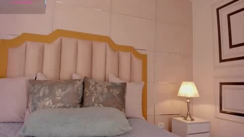    online show from 10.12.25