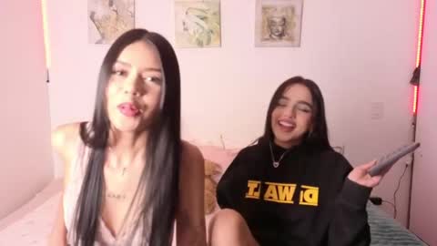 Snapshot of maddiexcooper chatting on 05.19.26 maddiexcooper online show from 05.19.26