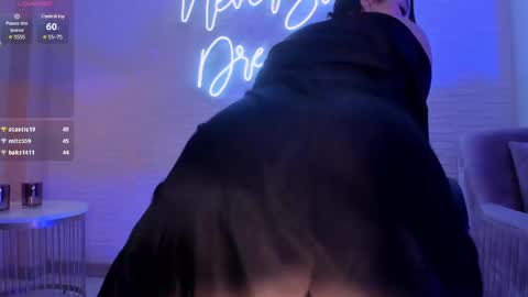 Maddison online show from 03.11.25