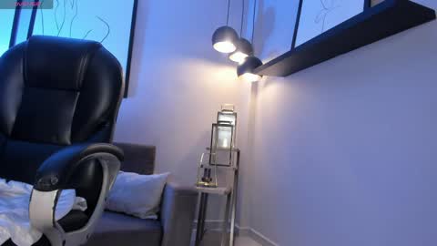 Maddison online show from 04.03.26