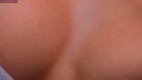 Snapshot of maddisontaylor chatting on 10.30.25 Maddison online show from 10.30.25