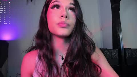 Snapshot of maddy_rios chatting on 12.19.24 maddy_rios online show from 12.19.24
