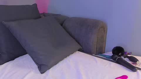 Snapshot of maddy_walker chatting on 01.15.25 Maddy online show from 01.15.25