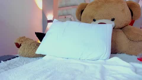  Maddy Crofft online show from 02.24.25