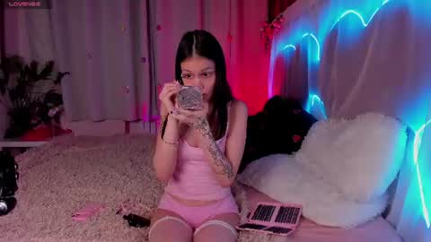 Snapshot of maddyfever chatting on 06.28.26 maddyfever online show from 06.28.26