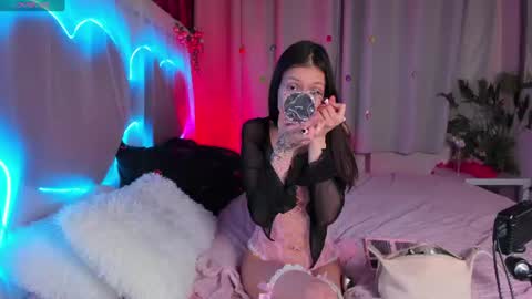 Snapshot of maddyfever chatting on 06.29.26 maddyfever online show from 06.29.26
