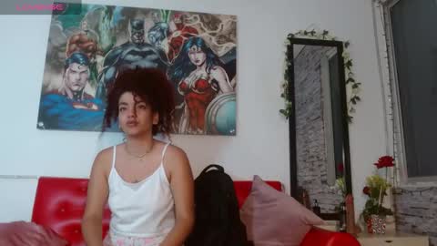 Snapshot of maddystone_ chatting on 03.09.25 maddystone_ online show from 03.09.25