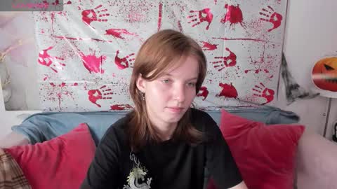 madelaines online show from 10.25.25